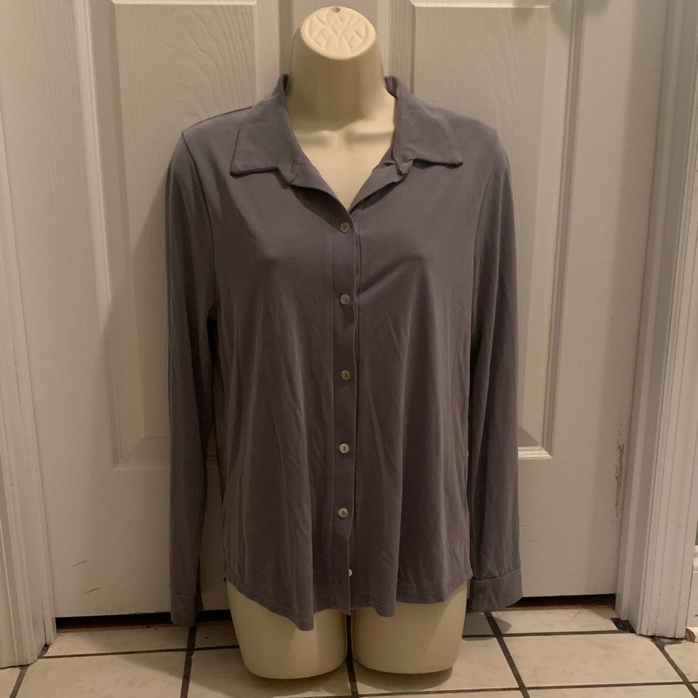 Green Envelope Button-Front Long Sleeve Shirt in Gray M